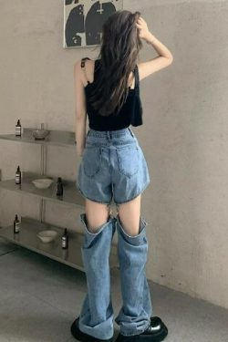 Zuri Ripped Grunge Jeans - Y2K Summer Outfits, 90S Fashion, Retro Style, Gothic Y2K, Y2