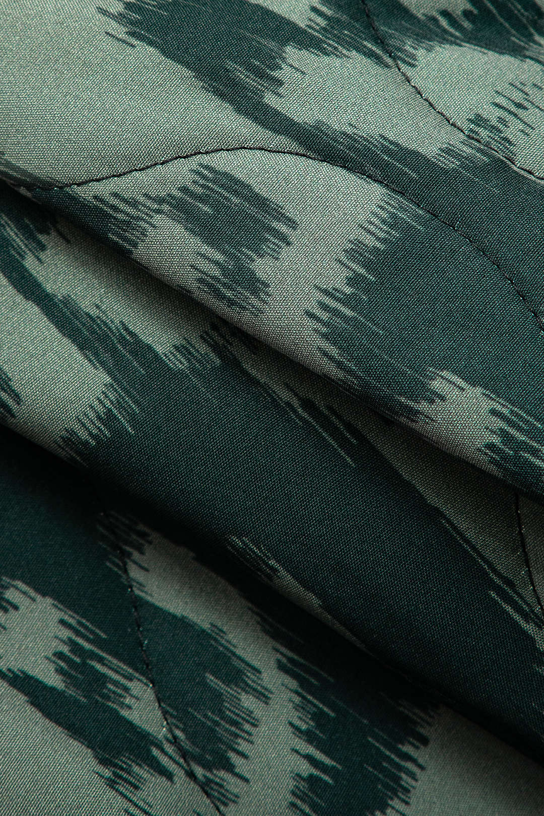 Abstract Print Quilted Cargo Skirt for Y2K Aesthetic and Coquette Style Outfits Abstract Print Quilted Cargo Skirt for Y2K Aesthetic and Coquette Style Outfits