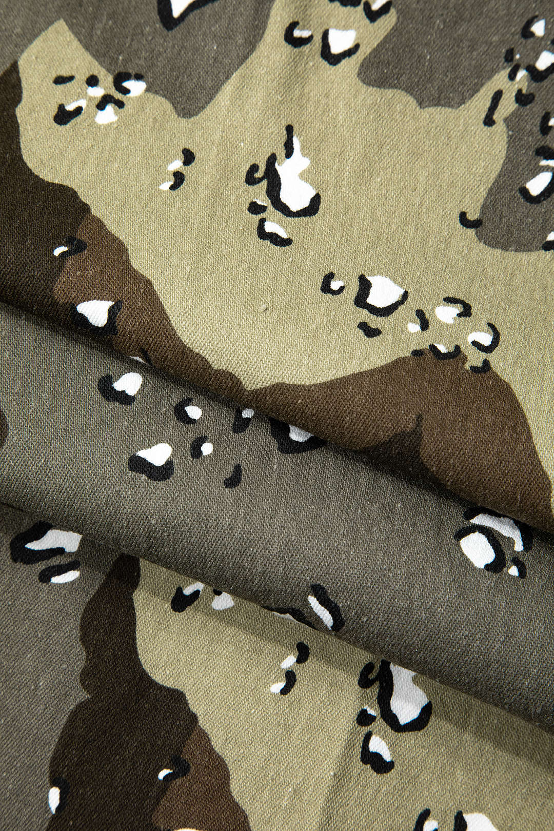 Camo Print Cargo Skirt with Flap Pockets for Y2K and Grunge Aesthetic Outfits Camo Print Cargo Skirt with Flap Pockets for Y2K and Grunge Aesthetic Outfits