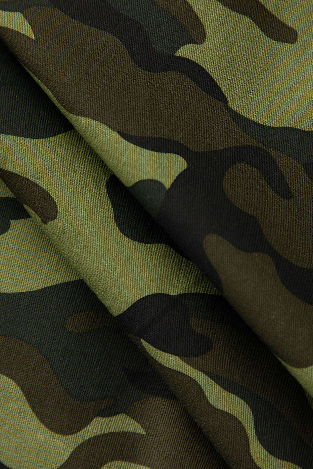 Camo Twist Hem Crop Top - Y2K Aesthetic Cute Top for Grunge and Coquette Outfits Camo Twist Hem Crop Top - Y2K Aesthetic Cute Top for Grunge and Coquette Outfits