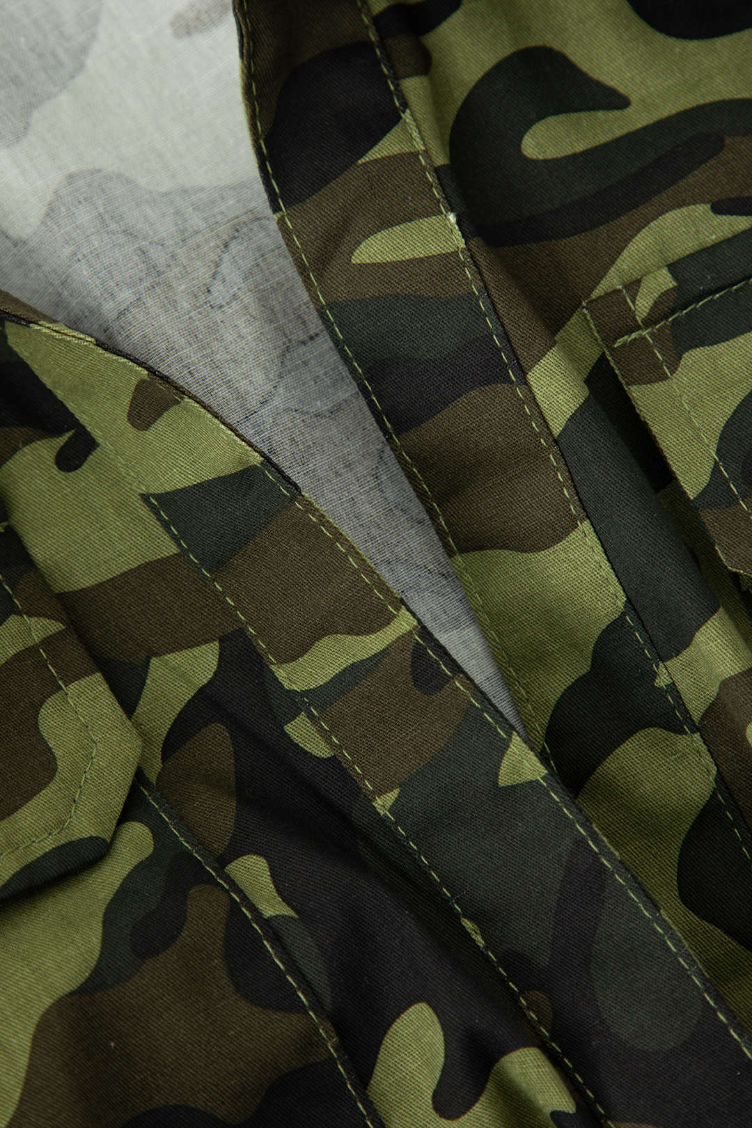 Camo Twist Hem Crop Top - Y2K Aesthetic Cute Top for Grunge and Coquette Outfits Camo Twist Hem Crop Top - Y2K Aesthetic Cute Top for Grunge and Coquette Outfits