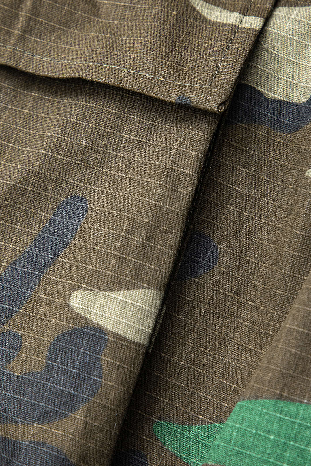 Camouflage Print V-Waist Y2K Cargo Pants for Grunge Aesthetic Outfits Camouflage Print V-Waist Y2K Cargo Pants for Grunge Aesthetic Outfits