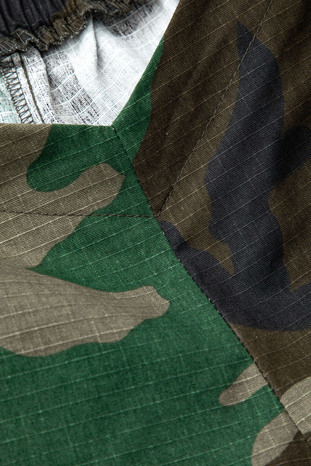 Camouflage Print V-Waist Y2K Cargo Pants for Grunge Aesthetic Outfits Camouflage Print V-Waist Y2K Cargo Pants for Grunge Aesthetic Outfits