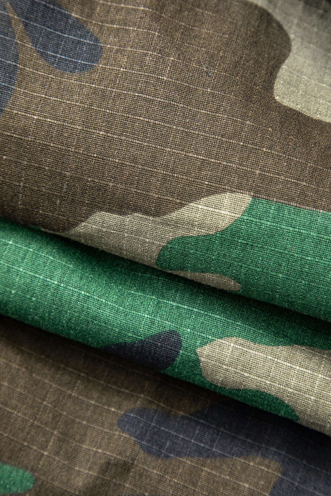 Camouflage Print V-Waist Y2K Cargo Pants for Grunge Aesthetic Outfits Camouflage Print V-Waist Y2K Cargo Pants for Grunge Aesthetic Outfits