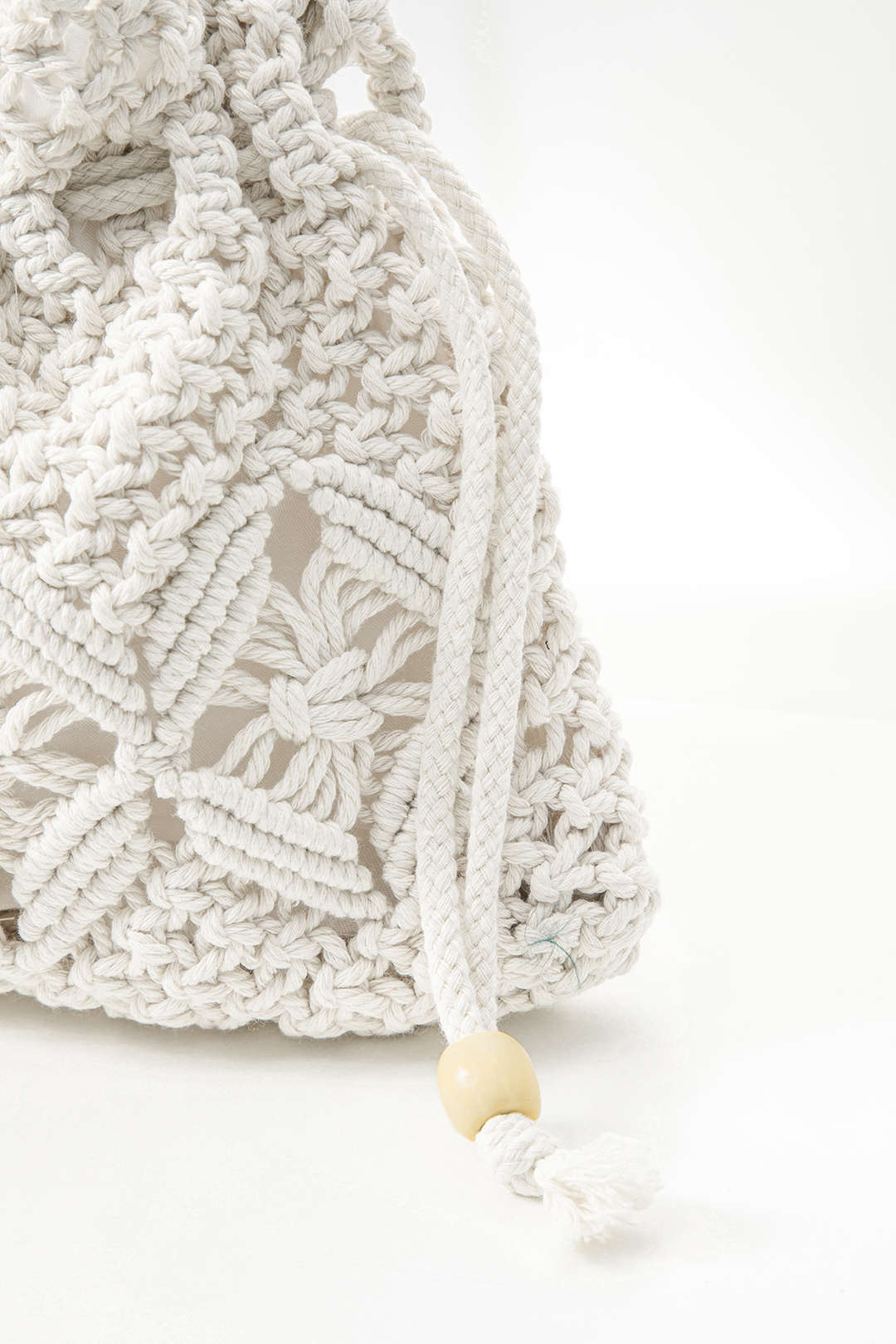 Chic Crochet Bucket Bag - Y2K Aesthetic Accessory for Coquette and Grunge Styles Chic Crochet Bucket Bag - Y2K Aesthetic Accessory for Coquette and Grunge Styles