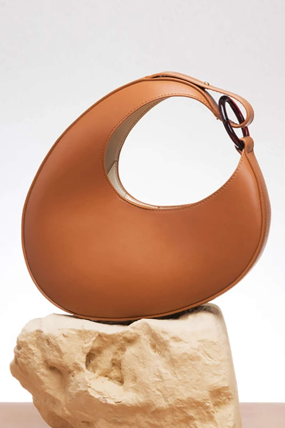 Chic Oval PU Leather Shoulder Bag for Y2K Fashion and Coquette Aesthetic Outfits Chic Oval PU Leather Shoulder Bag for Y2K Fashion and Coquette Aesthetic Outfits