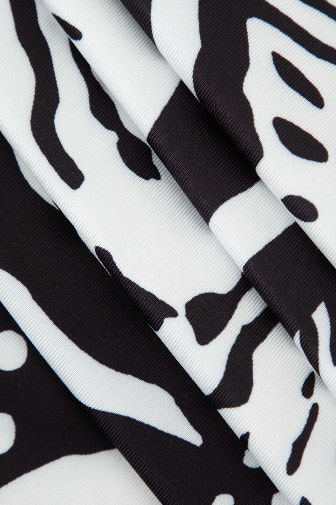 Chic Printed Cross Strap Cut Out Maxi Dress for Y2K Aesthetic and Coquette Style Chic Printed Cross Strap Cut Out Maxi Dress for Y2K Aesthetic and Coquette Style