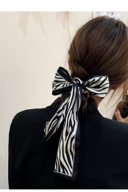 Chic Printed Satin Hair Scarf for Y2K Aesthetic and Coquette Style Outfits