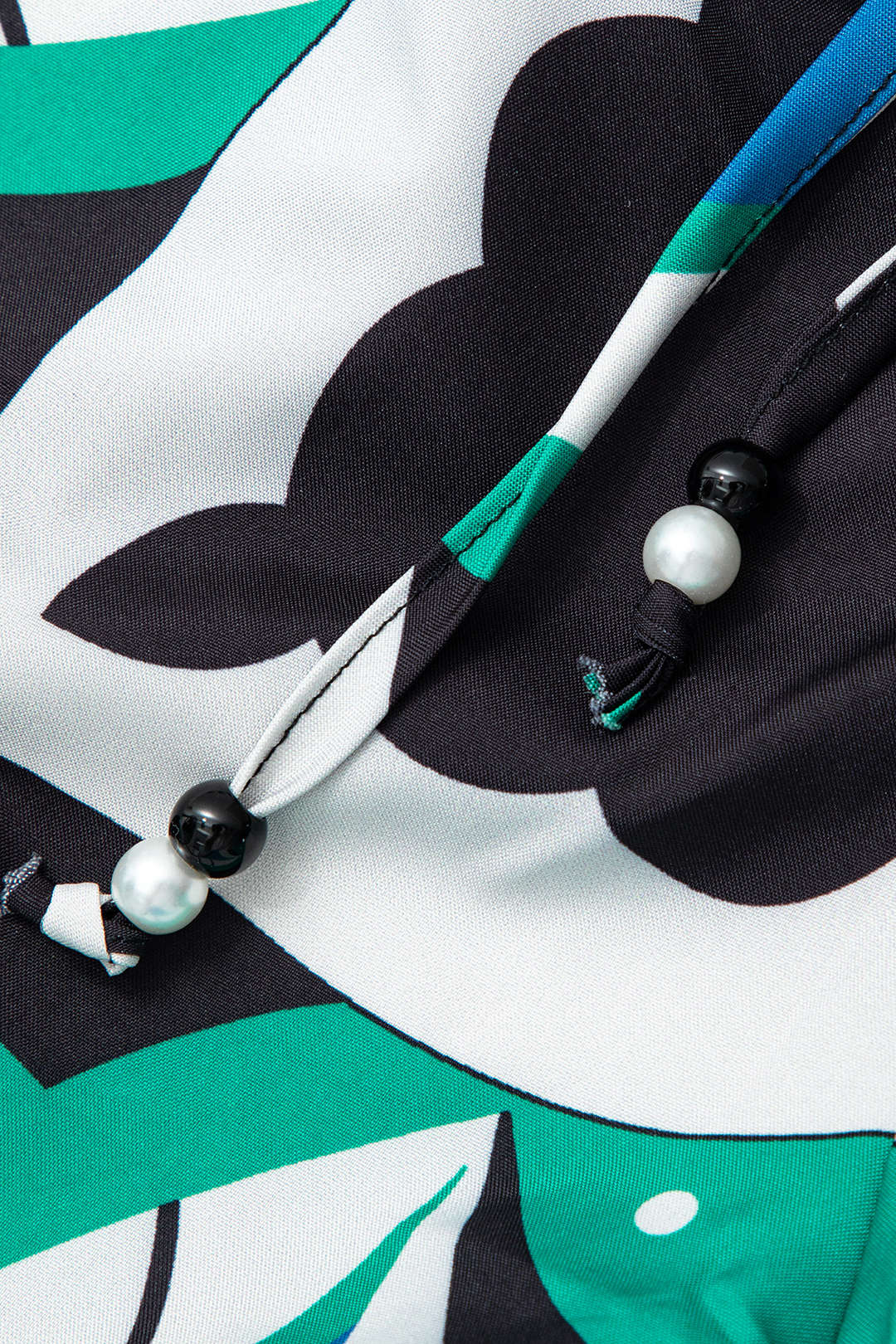 Chic Printed V-Neck Blouse with Tie & Drawstring Shorts Set for Y2K Aesthetic Outfits Chic Printed V-Neck Blouse with Tie & Drawstring Shorts Set for Y2K Aesthetic Outfits