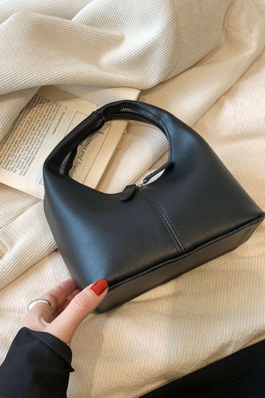 Chic Solid Faux Leather Tote Bag for Y2K Fashion Lovers and Coquette Aesthetic Enthusiasts Chic Solid Faux Leather Tote Bag for Y2K Fashion Lovers and Coquette Aesthetic Enthusiasts