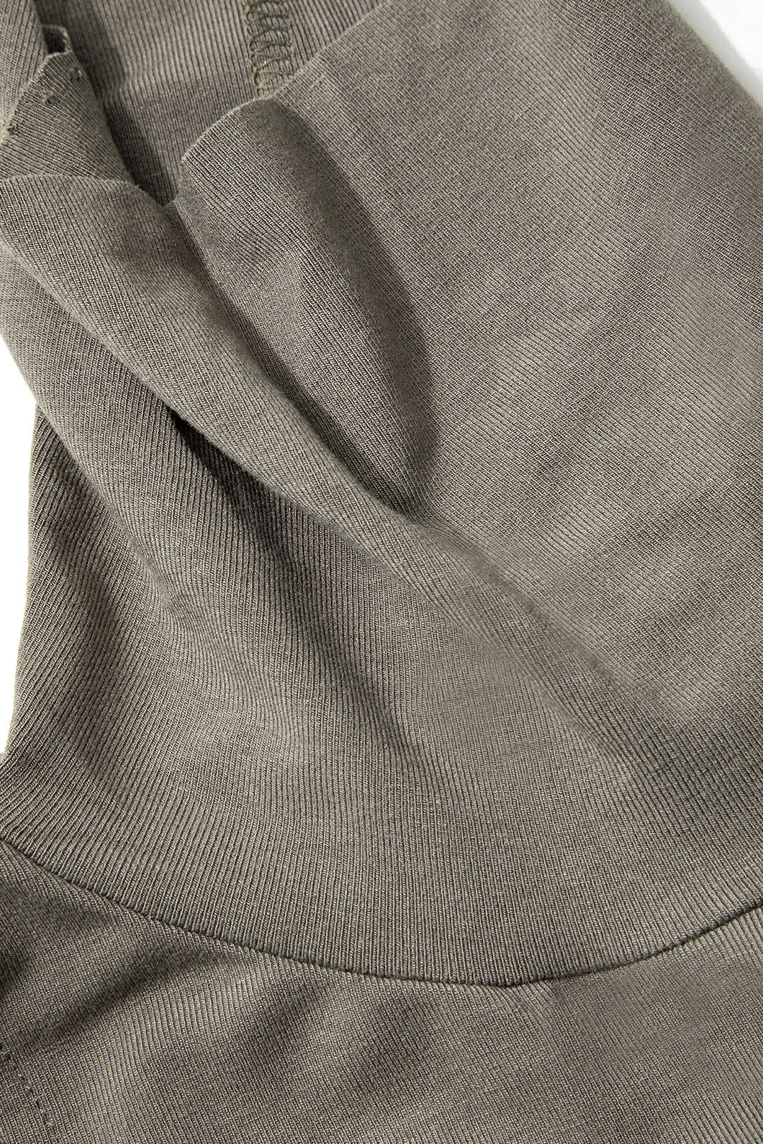 Chic Solid Mock Neck Sleeveless Maxi Dress for Effortless Y2K Aesthetic Style Chic Solid Mock Neck Sleeveless Maxi Dress for Effortless Y2K Aesthetic Style