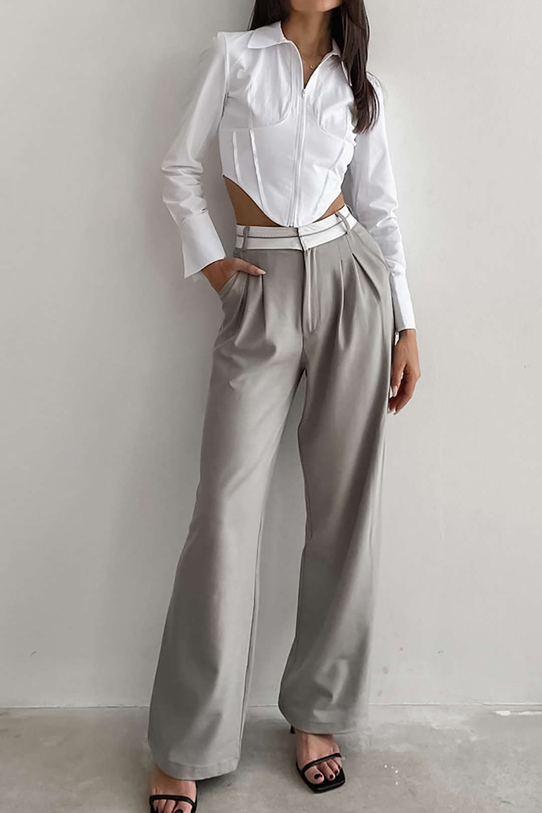 Chic Solid Zipper Collared Long Sleeve Crop Top for Y2K Aesthetic Outfits Chic Solid Zipper Collared Long Sleeve Crop Top for Y2K Aesthetic Outfits