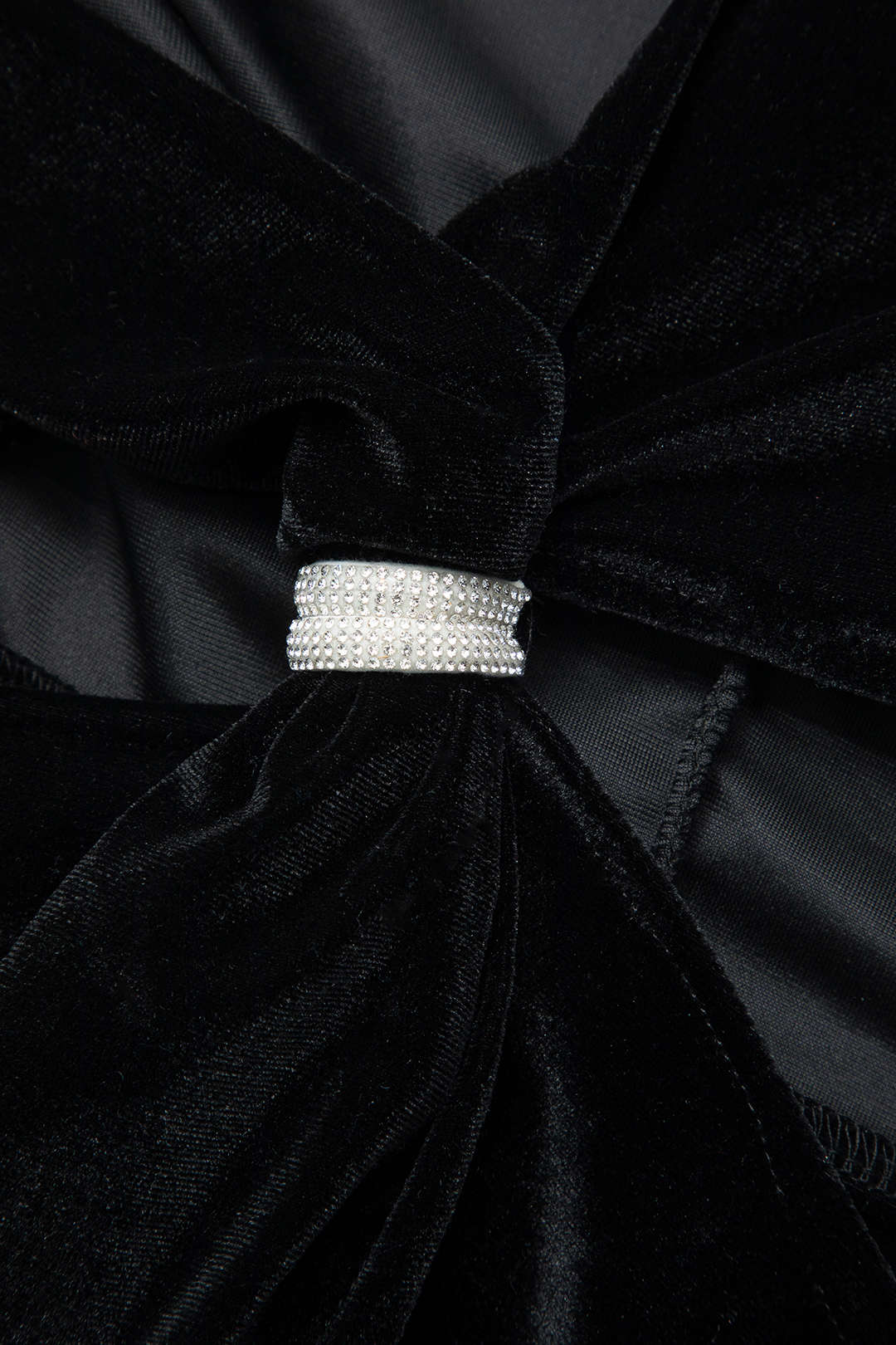 Chic Twist Cut Out Slit V-Neck Long Sleeve Midi Dress for Y2K Aesthetic Fashion Chic Twist Cut Out Slit V-Neck Long Sleeve Midi Dress for Y2K Aesthetic Fashion