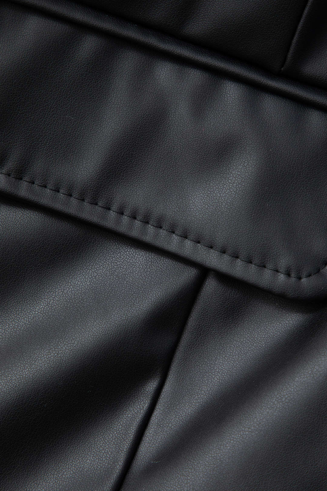 Chic V-Neck Faux Leather Blazer for Y2K Fashion and Coquette Aesthetic Outfits Chic V-Neck Faux Leather Blazer for Y2K Fashion and Coquette Aesthetic Outfits