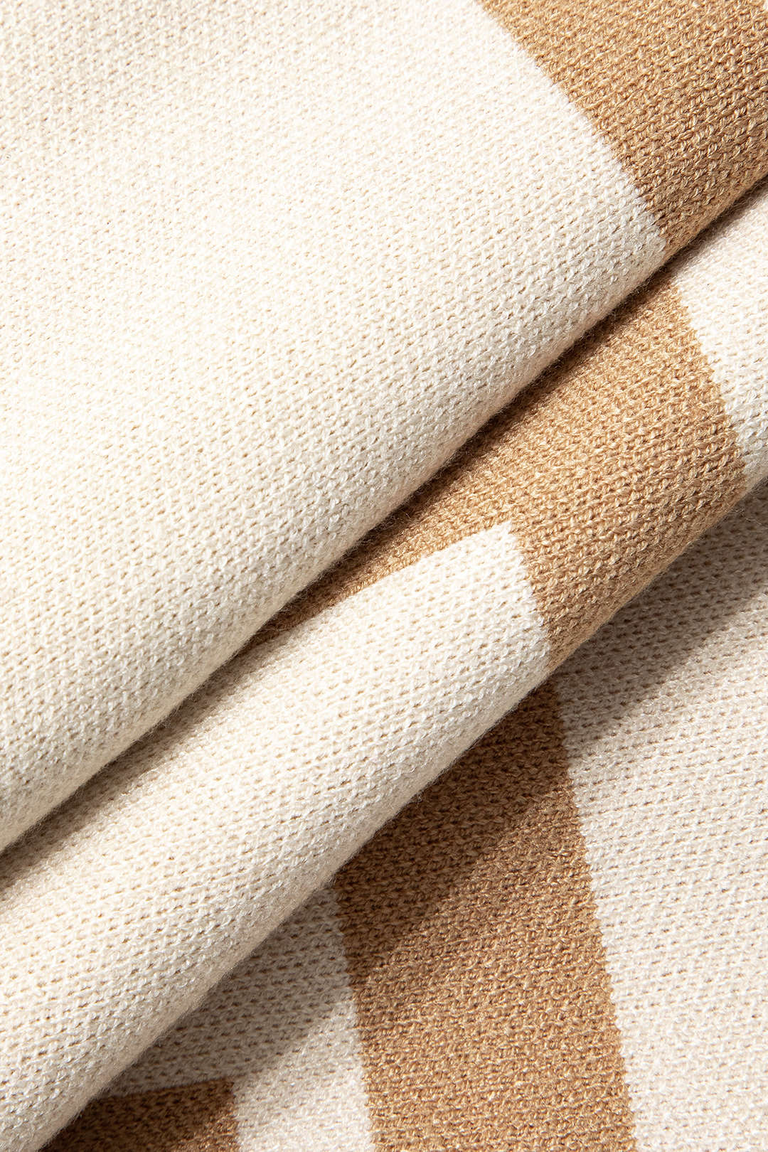 Contrast Cross Knit Tank Top - Y2K Aesthetic Cute Top for Grunge and Coquette Styles Contrast Cross Knit Tank Top - Y2K Aesthetic Cute Top for Grunge and Coquette Styles