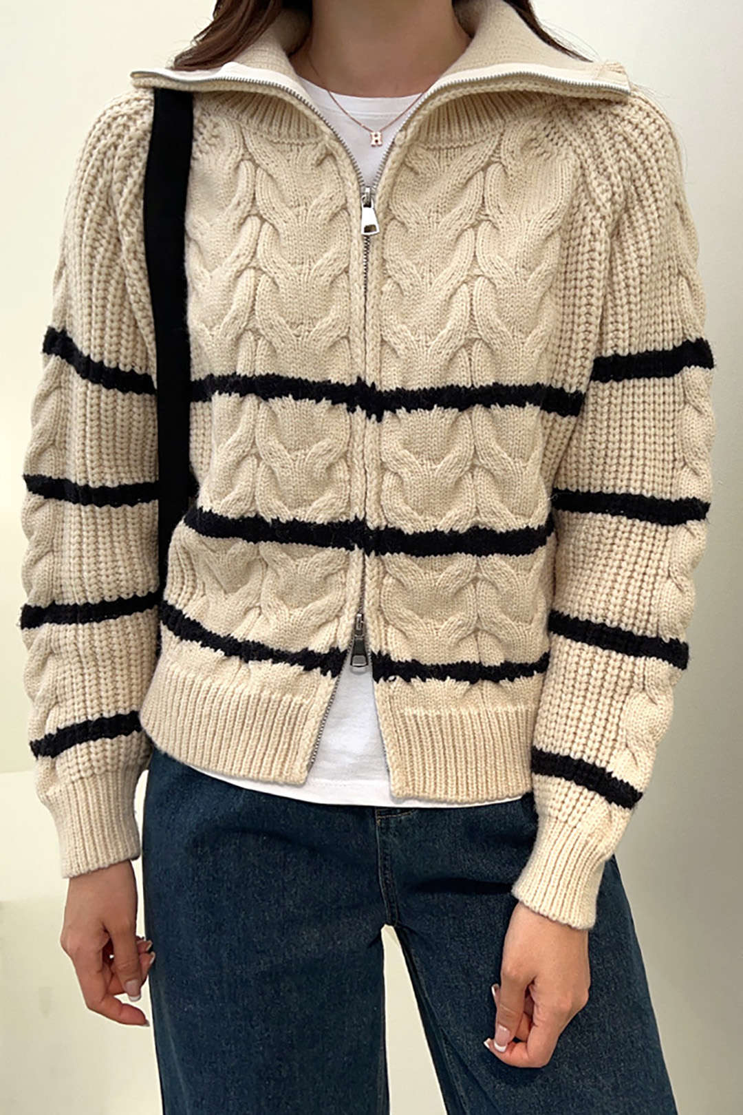 Contrast Stripe Zipper Collar Cable Knit Sweater - Y2K Aesthetic Cozy Top for Stylish Outfits Contrast Stripe Zipper Collar Cable Knit Sweater - Y2K Aesthetic Cozy Top for Stylish Outfits