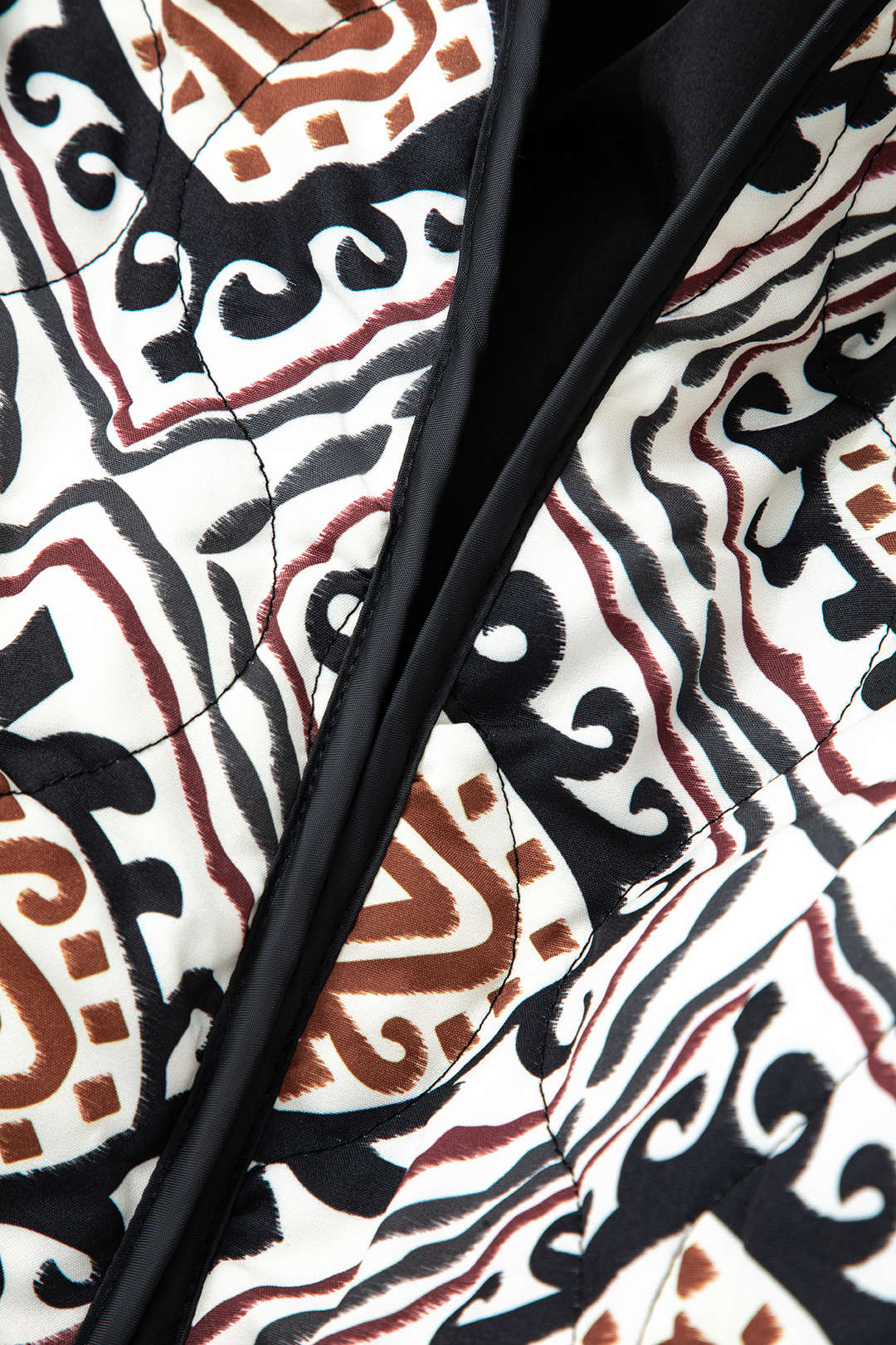 Cozy Printed Pocket Puffer Coat for Y2K Aesthetic and Grunge Style Outfits Cozy Printed Pocket Puffer Coat for Y2K Aesthetic and Grunge Style Outfits