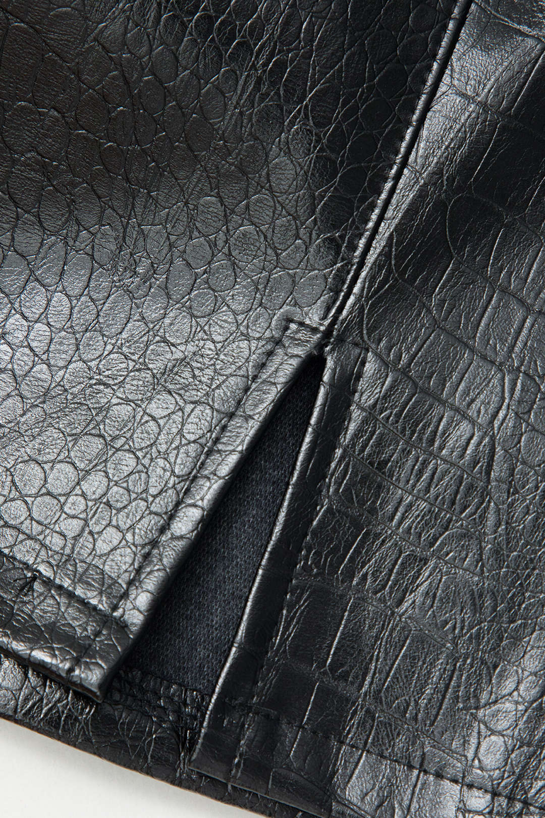 Croc-Effect Leather High Waist Split Mini Skirt for Y2K Aesthetic and Grunge Style Croc-Effect Leather High Waist Split Mini Skirt for Y2K Aesthetic and Grunge Style