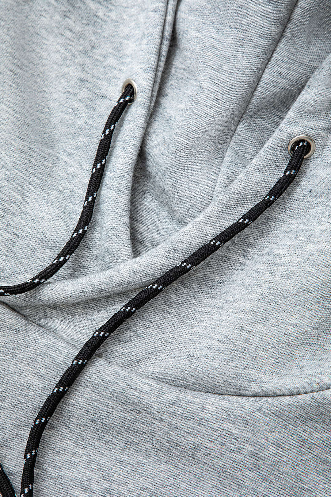 Curved Hem Drawstring Hooded Crop Sweatshirt in Y2K Aesthetic for Comfy, Cute Outfits Curved Hem Drawstring Hooded Crop Sweatshirt in Y2K Aesthetic for Comfy, Cute Outfits