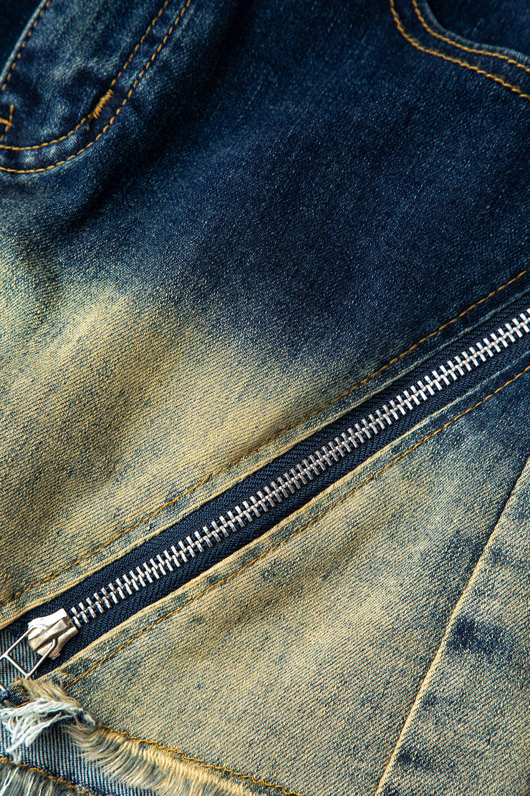 Faded Frayed Trim Zipper Denim Shorts for Y2K Aesthetic and Grunge Style Outfits Faded Frayed Trim Zipper Denim Shorts for Y2K Aesthetic and Grunge Style Outfits