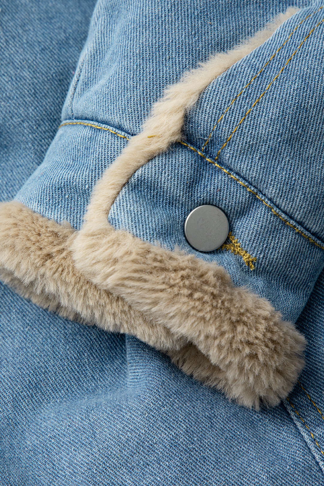 Faux Fur Pocket Notched Lapel Denim Jacket - Y2K Aesthetic Outerwear for Trendy Looks Faux Fur Pocket Notched Lapel Denim Jacket - Y2K Aesthetic Outerwear for Trendy Looks