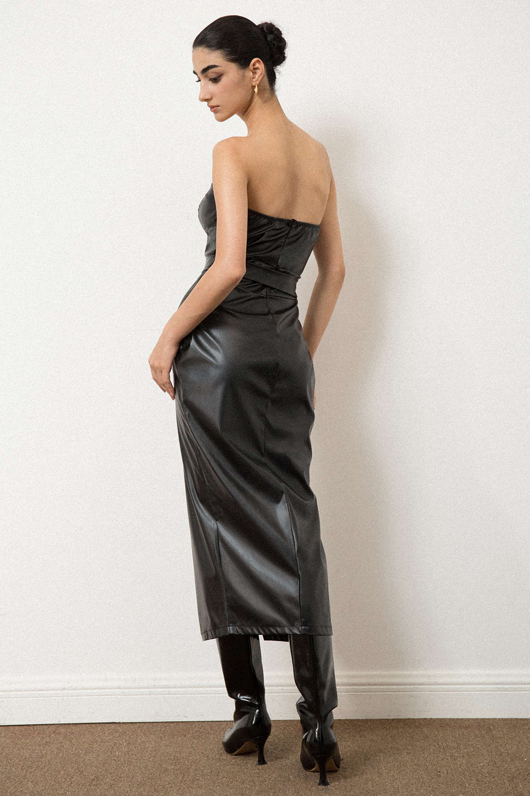 Faux Leather Strapless Slit Midi Dress with Belt - Y2K Aesthetic Fashion Statement Faux Leather Strapless Slit Midi Dress with Belt - Y2K Aesthetic Fashion Statement