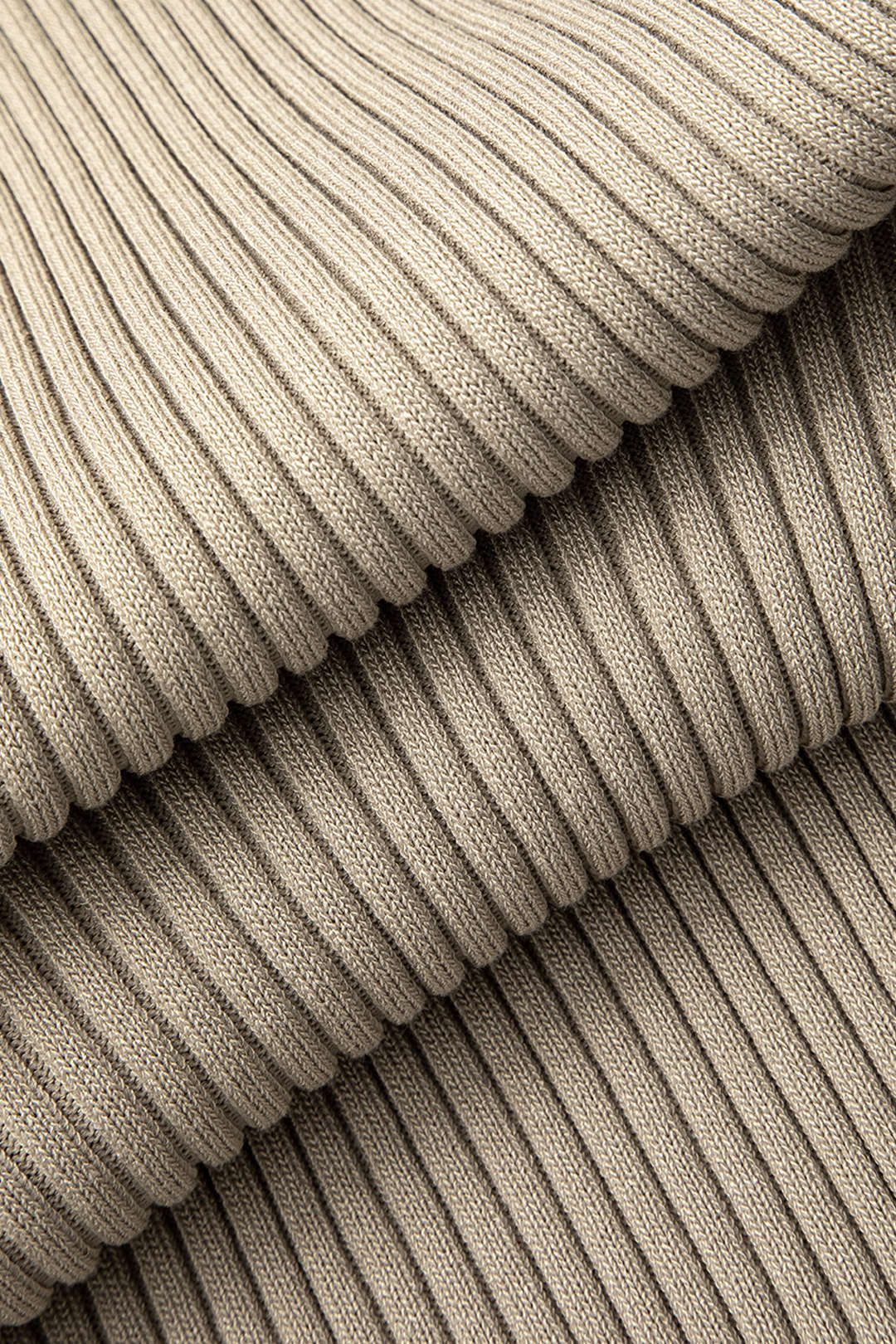 Feather Detail Collared Rib Knit Midi Dress - Chic Y2K Fashion for Effortless Style Feather Detail Collared Rib Knit Midi Dress - Chic Y2K Fashion for Effortless Style