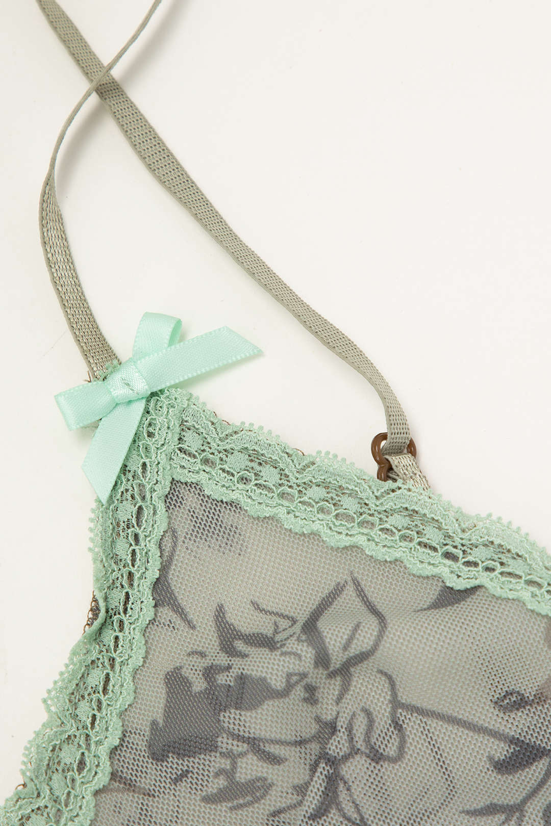 Floral Print Lace Trim Mesh V-neck Cami Top for Y2K Aesthetic and Coquette Style Floral Print Lace Trim Mesh V-neck Cami Top for Y2K Aesthetic and Coquette Style