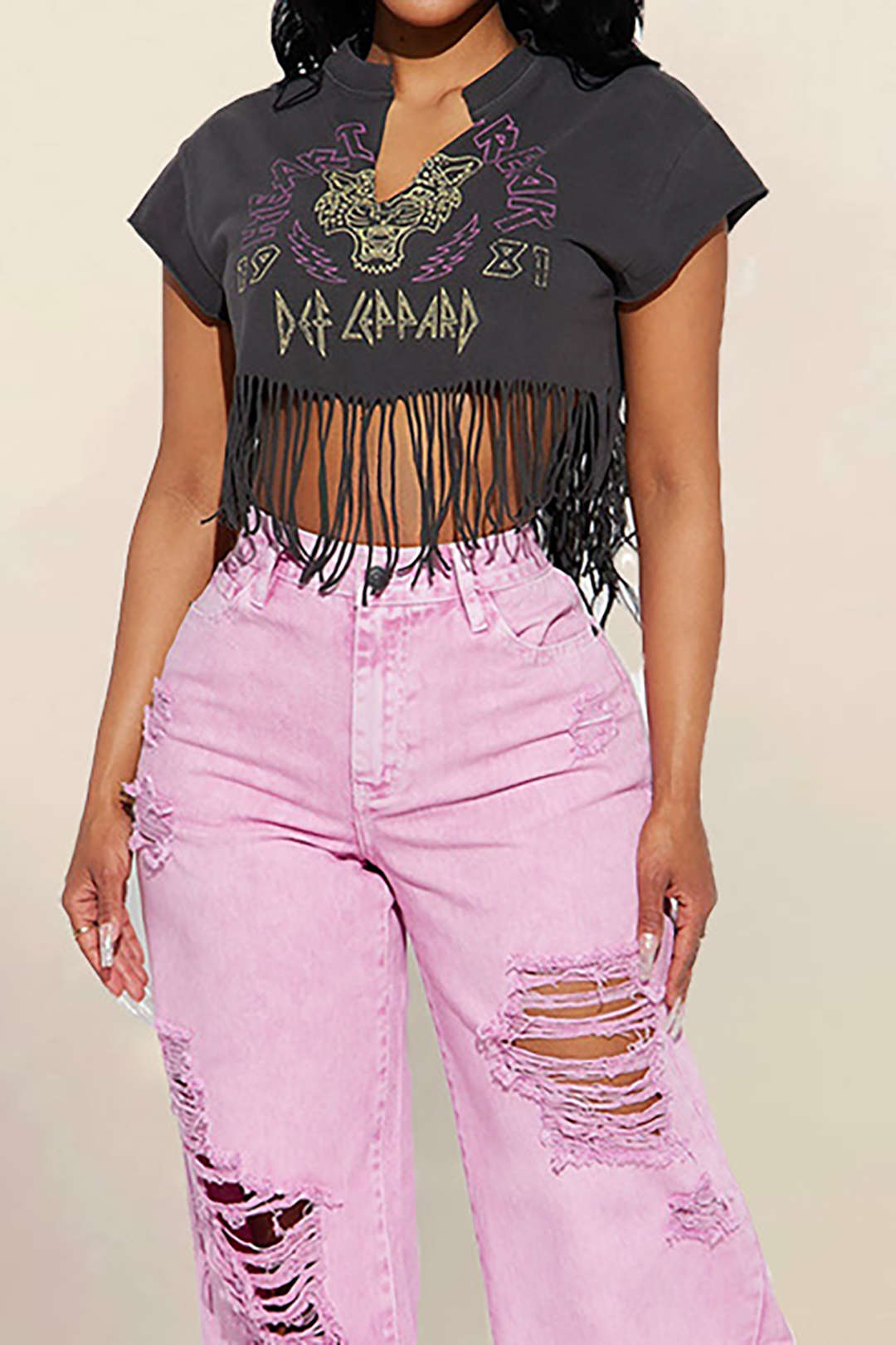 Fringe Hem V-neck T-shirt in Y2K Style - Trendy Coquette Aesthetic Top for Cute Outfits Fringe Hem V-neck T-shirt in Y2K Style - Trendy Coquette Aesthetic Top for Cute Outfits