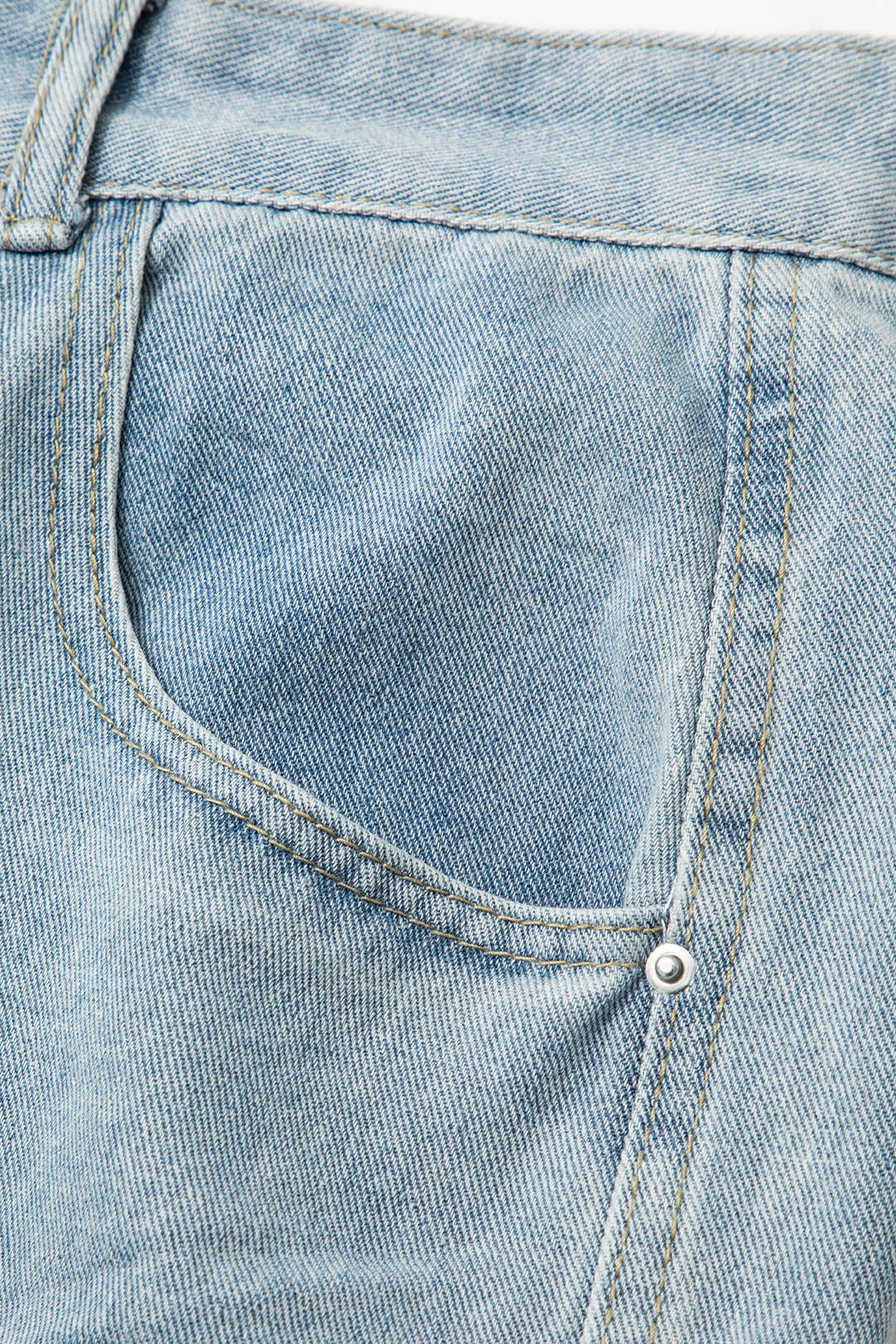 High Waist Wide Leg Cargo Jeans with Flap Pockets for Y2K and Grunge Aesthetic Outfits High Waist Wide Leg Cargo Jeans with Flap Pockets for Y2K and Grunge Aesthetic Outfits