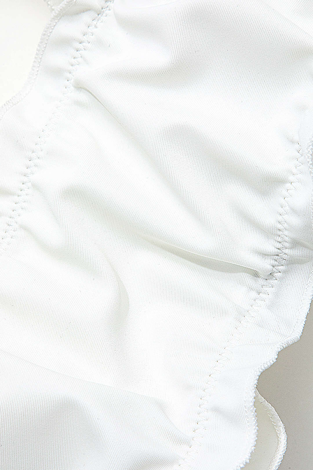 Knot Frill Trim Y2K Aesthetic Bikini Swimsuit Set for Trendy Summer Vibes Knot Frill Trim Y2K Aesthetic Bikini Swimsuit Set for Trendy Summer Vibes