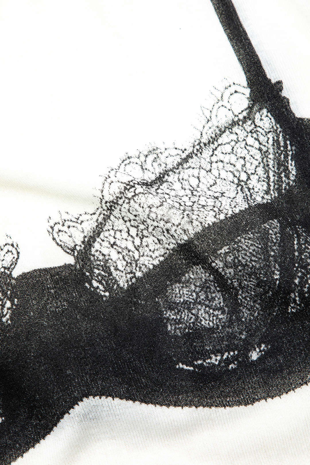 Lace Bikini Print Y2K Aesthetic Round Neck Short Sleeve T-Shirt for Trendy Outfits Lace Bikini Print Y2K Aesthetic Round Neck Short Sleeve T-Shirt for Trendy Outfits