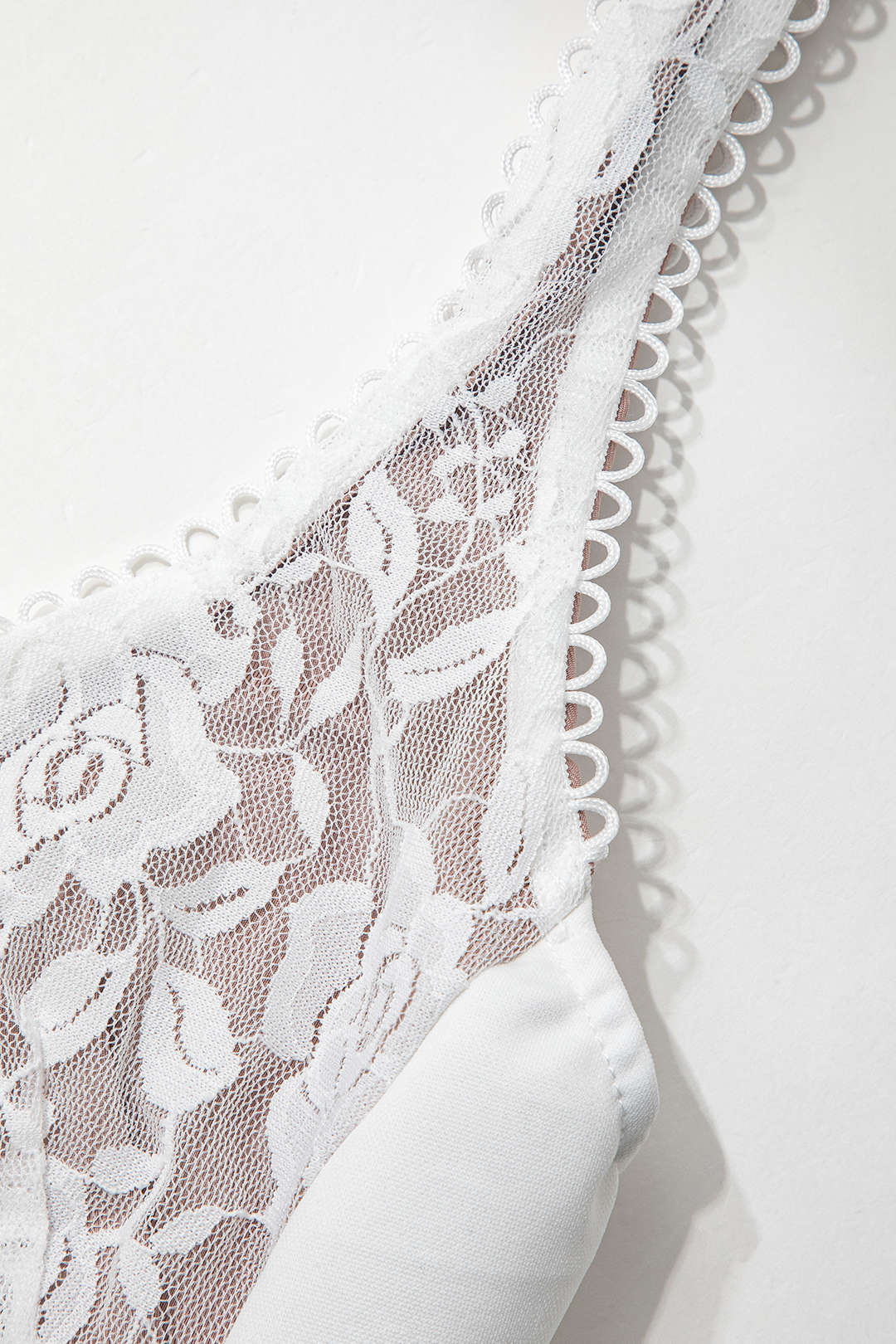 Lace Patchwork V-Neck Cami Mini Dress - Y2K Aesthetic Cute Dress for Coquette Style Lace Patchwork V-Neck Cami Mini Dress - Y2K Aesthetic Cute Dress for Coquette Style