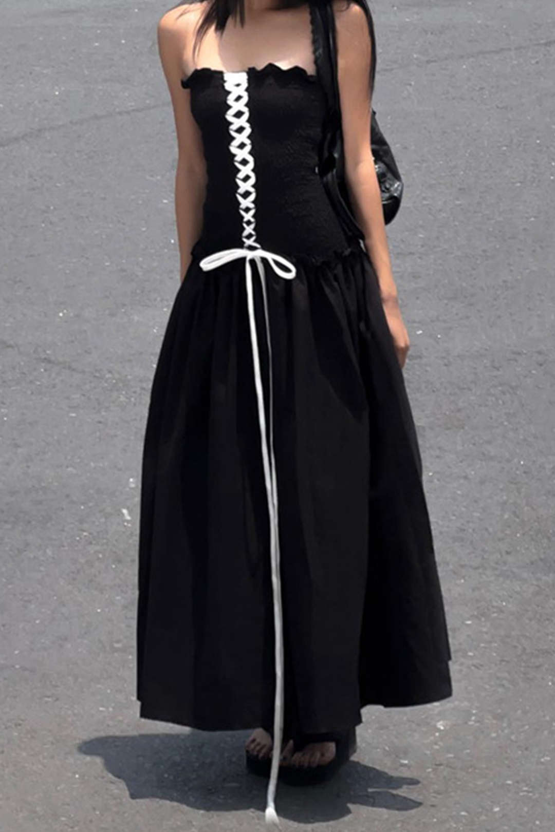 Lace-Up Smocked Strapless Maxi Dress for Y2K Fashion Lovers - Perfect for Coquette Aesthetic Lace-Up Smocked Strapless Maxi Dress for Y2K Fashion Lovers - Perfect for Coquette Aesthetic