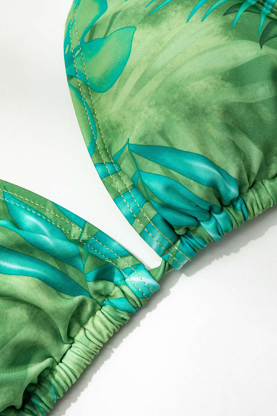 Leaves Print Y2K Aesthetic Bikini and Cover-Up Swimsuit Set for Trendy Summer Vibes Leaves Print Y2K Aesthetic Bikini and Cover-Up Swimsuit Set for Trendy Summer Vibes