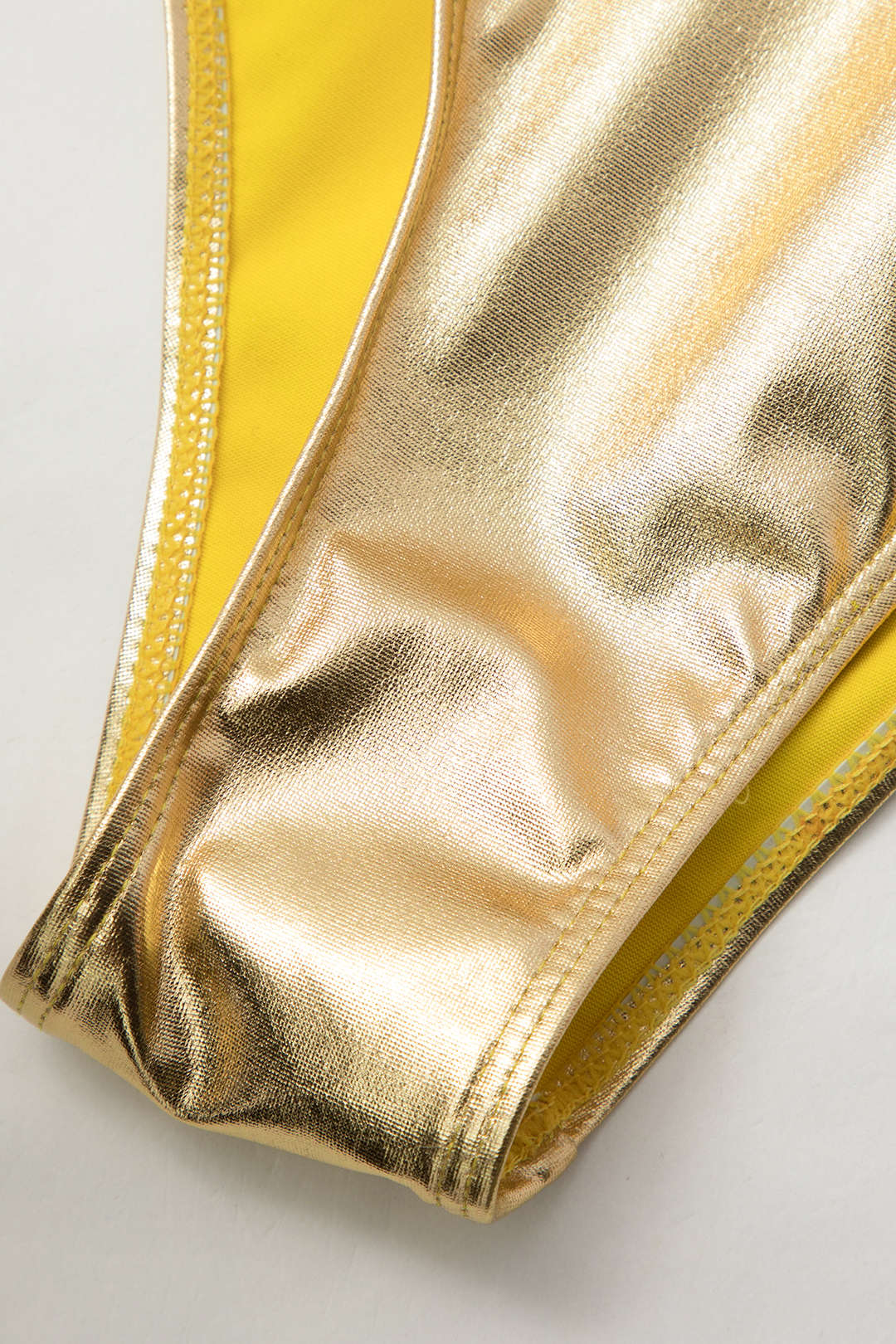 Metallic Round Neck Y2K One-Piece Swimsuit for Trendy Summer Aesthetic Metallic Round Neck Y2K One-Piece Swimsuit for Trendy Summer Aesthetic