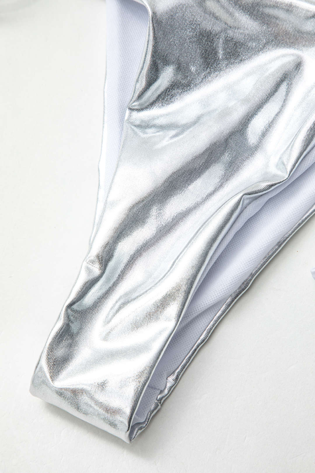 Rhinestone Embellished Metallic Y2K Bikini Swimsuit for Trendy Summer Vibes Rhinestone Embellished Metallic Y2K Bikini Swimsuit for Trendy Summer Vibes