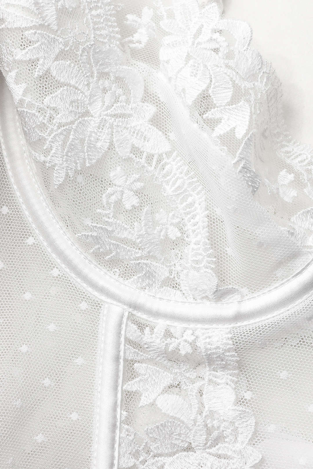 Ruffle Trim Lace Cami Top - Y2K Aesthetic Cute Top for Coquette and Grunge Styles Ruffle Trim Lace Cami Top - Y2K Aesthetic Cute Top for Coquette and Grunge Styles