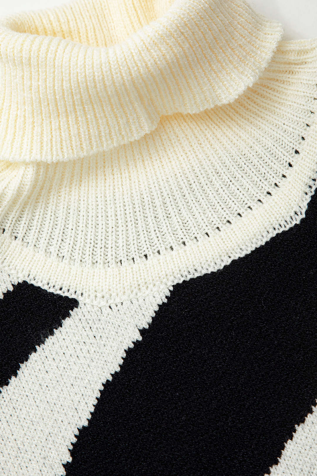 Stripe Knit Turtle Neck Sleeveless Midi Dress - Y2K Aesthetic Fashion Essential Stripe Knit Turtle Neck Sleeveless Midi Dress - Y2K Aesthetic Fashion Essential