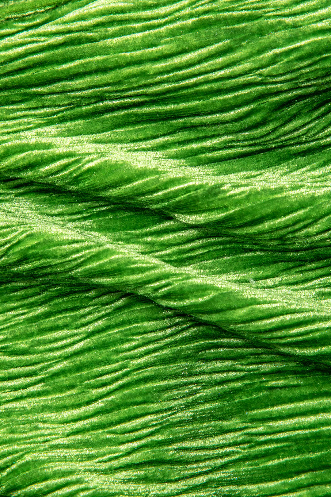 Textured Cut-Out Knot One-Piece Swimsuit in Y2K Aesthetic for Trendy Summer Vibes Textured Cut-Out Knot One-Piece Swimsuit in Y2K Aesthetic for Trendy Summer Vibes