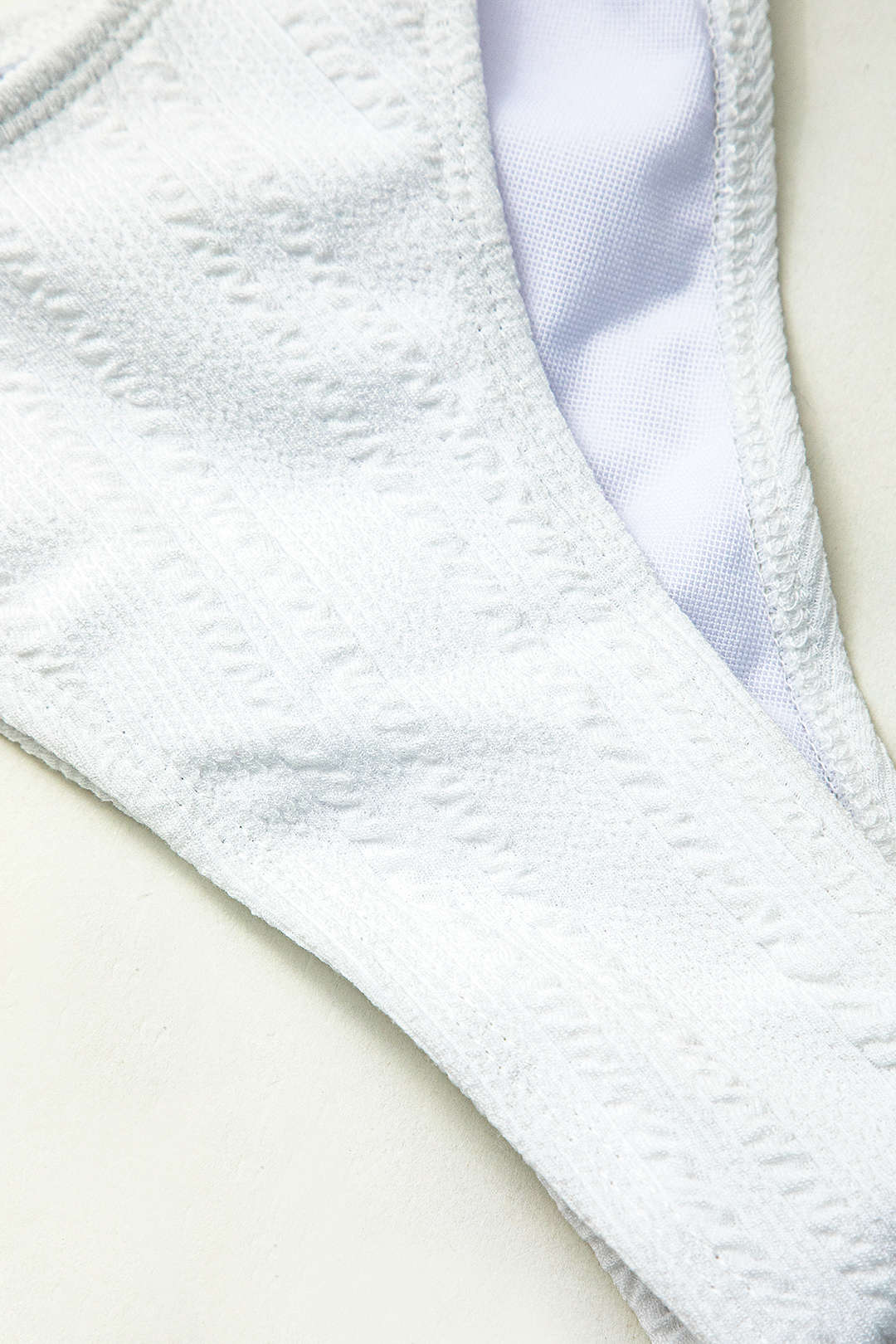 Textured O-ring Knot Back Tube Bikini Swimsuit for Y2K Aesthetic Summer Vibes Textured O-ring Knot Back Tube Bikini Swimsuit for Y2K Aesthetic Summer Vibes