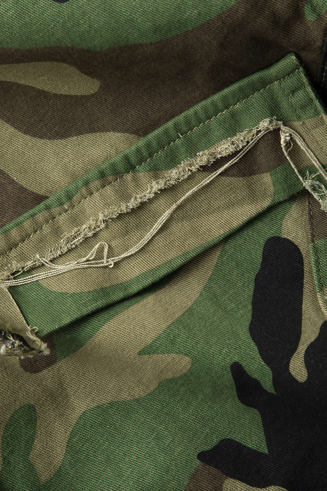 Trendy Camo Frayed Hem Cargo Skirt for Y2K Aesthetic and Grunge Style Outfits Trendy Camo Frayed Hem Cargo Skirt for Y2K Aesthetic and Grunge Style Outfits