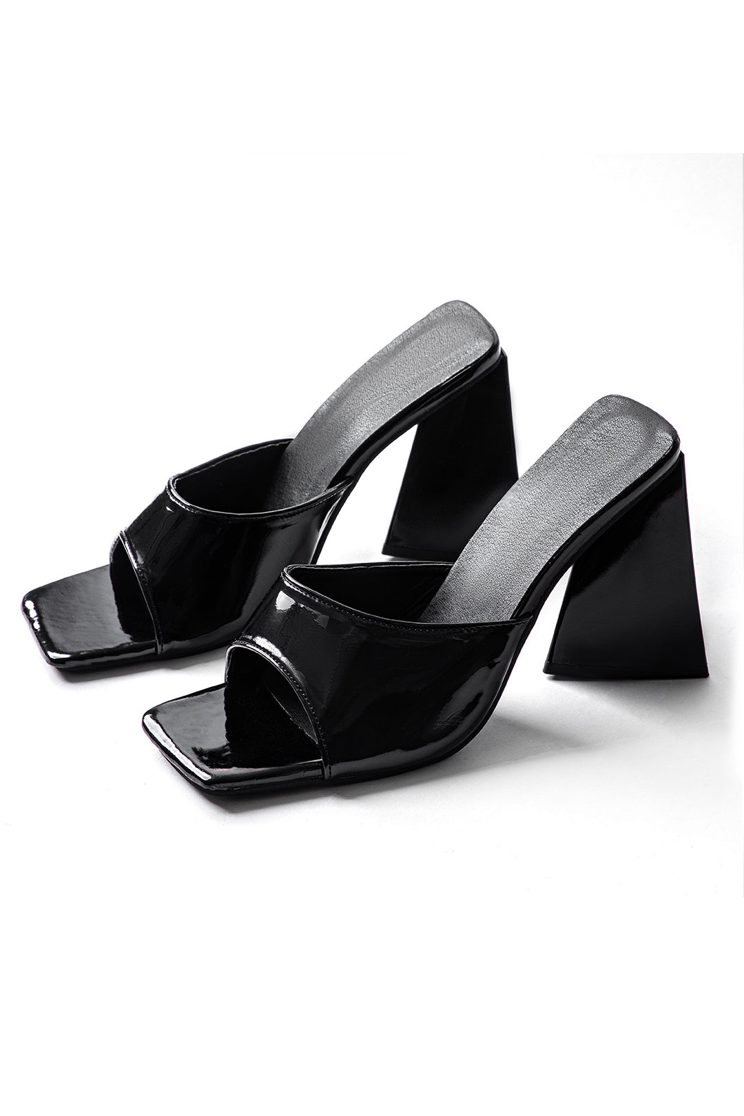 Trendy Chunky Heeled Strapless Sandals for Y2K Fashion and Coquette Aesthetic Looks