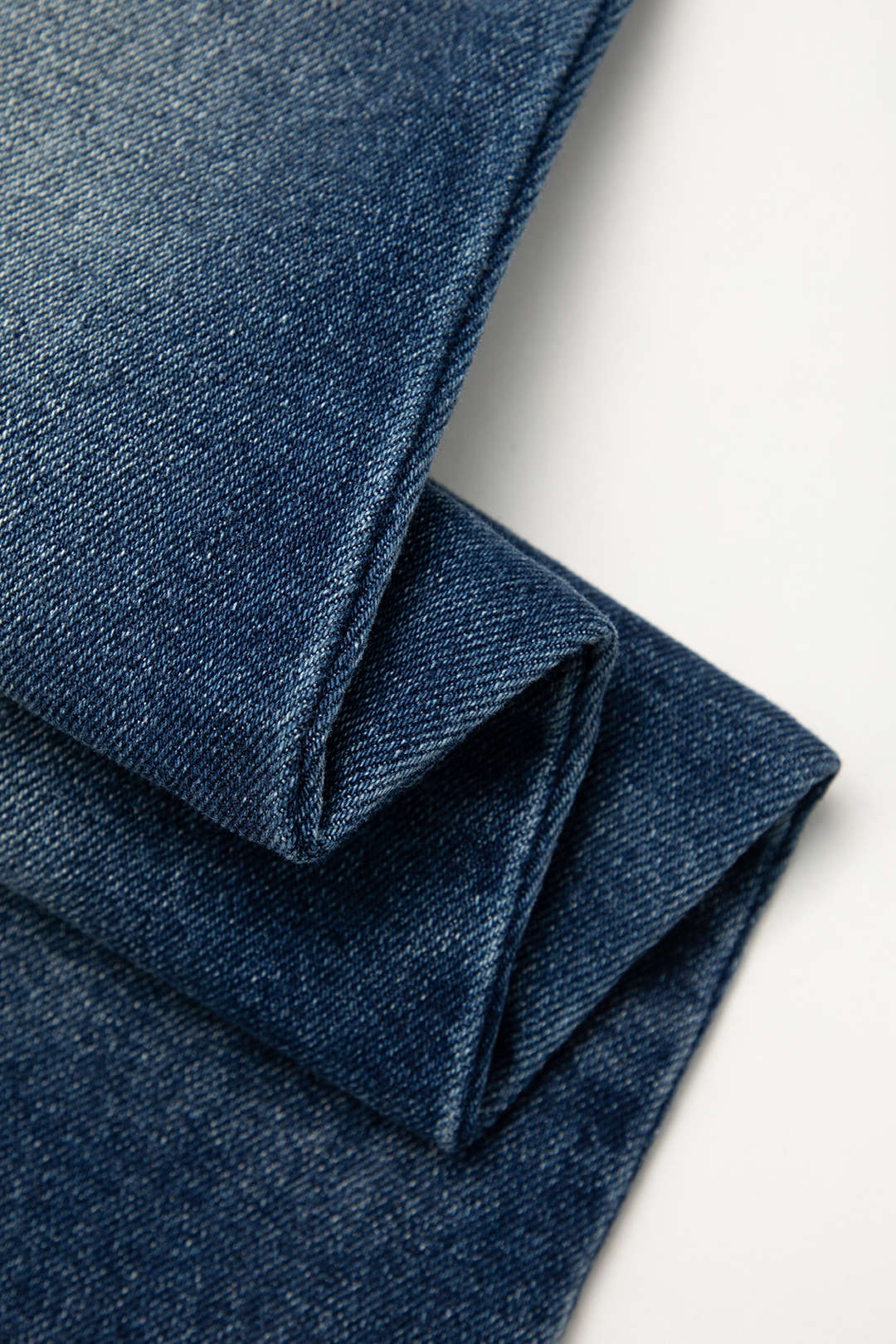 Trendy Low Rise Frayed Trim Flare Leg Jeans for Y2K Aesthetic Outfits Trendy Low Rise Frayed Trim Flare Leg Jeans for Y2K Aesthetic Outfits