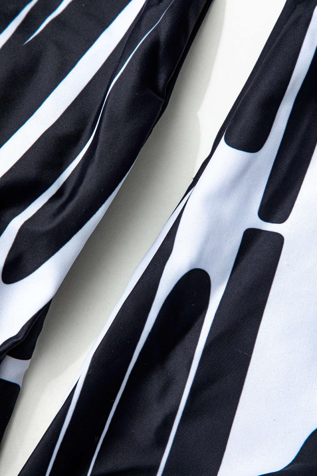 Trendy Printed Cross Backless Tie One-Piece Swimsuit for Y2K Aesthetic Vibes Trendy Printed Cross Backless Tie One-Piece Swimsuit for Y2K Aesthetic Vibes