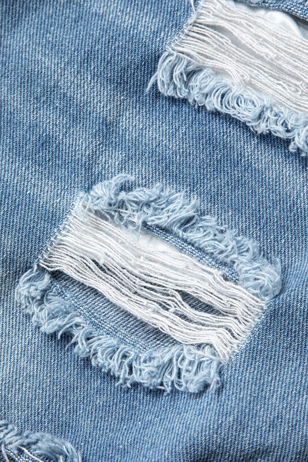 Trendy Ripped Denim Shorts for Y2K Aesthetic Outfits and Grunge Style Looks Trendy Ripped Denim Shorts for Y2K Aesthetic Outfits and Grunge Style Looks