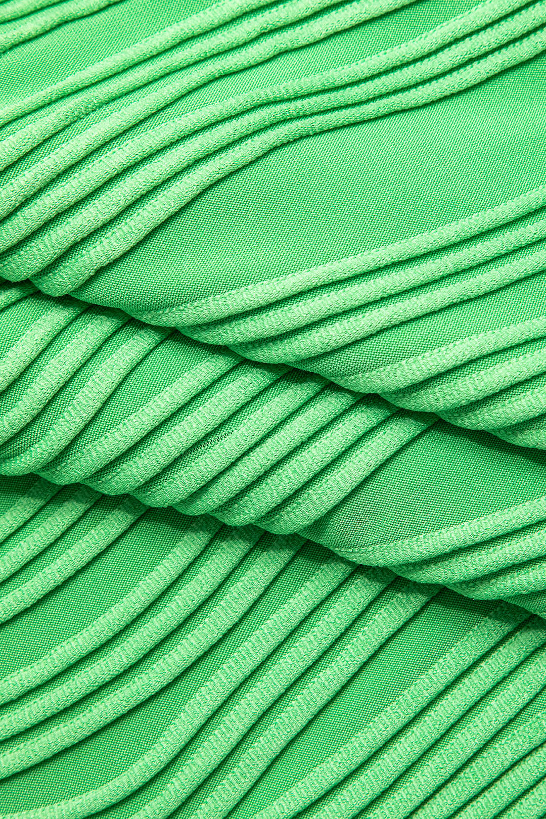 U-Shape Ring Front Ruched Strapless Top & Mini Skirt Set - Y2K Aesthetic Outfit U-Shape Ring Front Ruched Strapless Top & Mini Skirt Set - Y2K Aesthetic Outfit