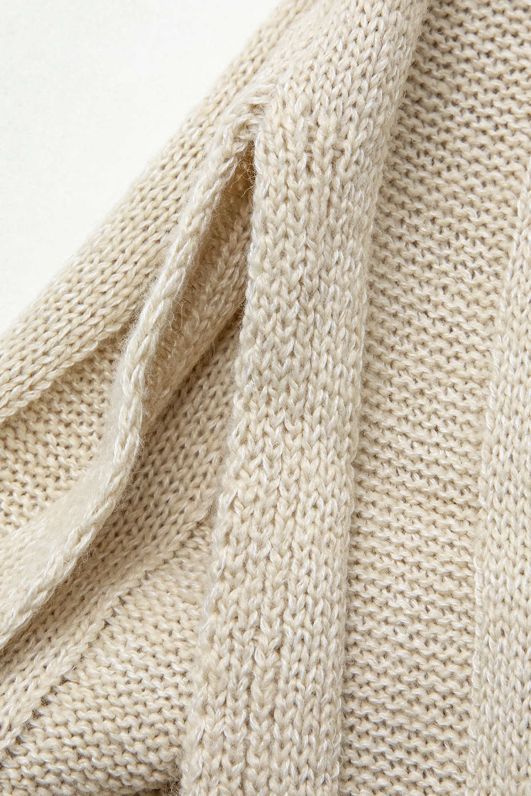 V-neck Bell Sleeve Knit Maxi Dress - Y2K Aesthetic Split Design for Effortless Style V-neck Bell Sleeve Knit Maxi Dress - Y2K Aesthetic Split Design for Effortless Style