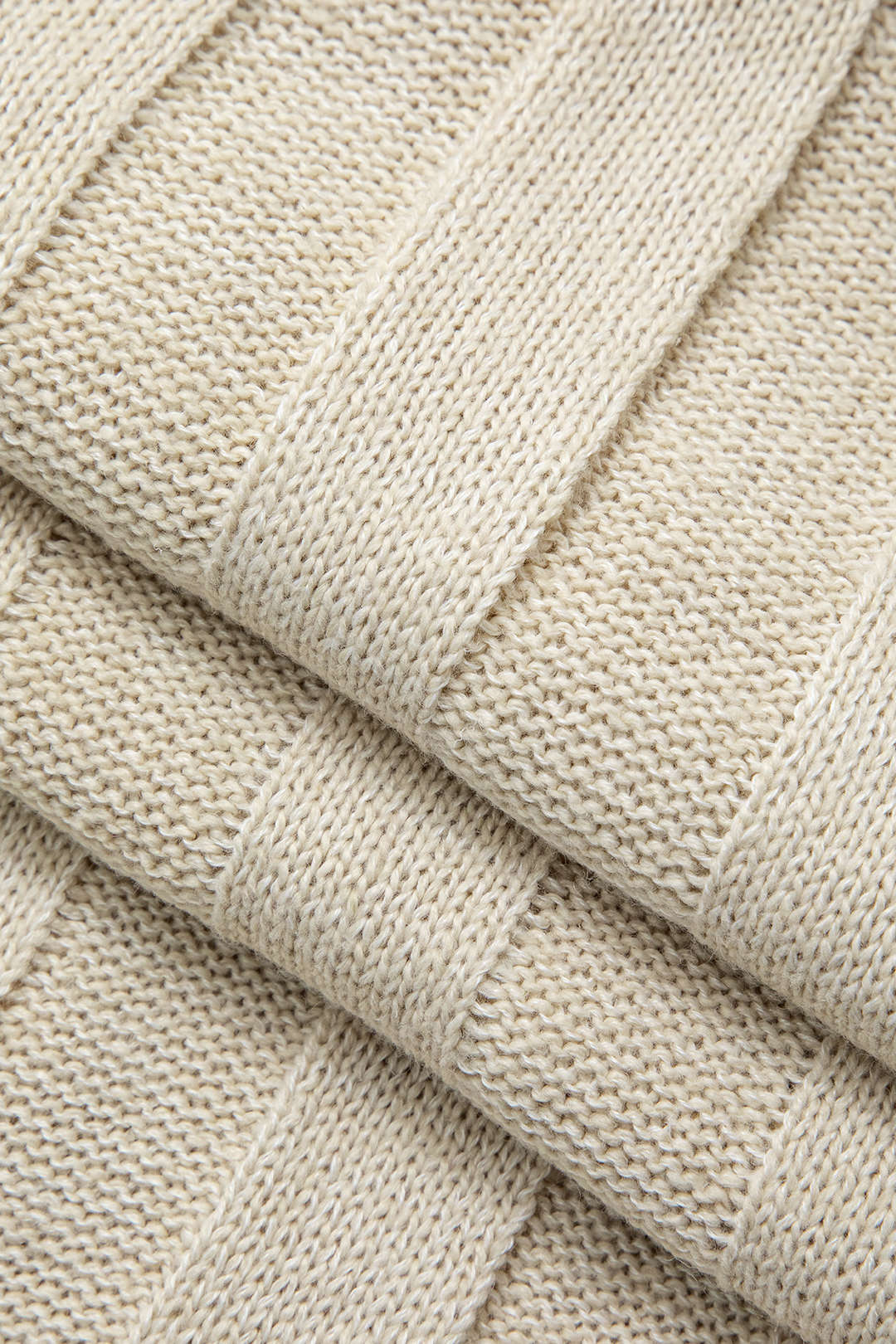 V-neck Bell Sleeve Knit Maxi Dress - Y2K Aesthetic Split Design for Effortless Style V-neck Bell Sleeve Knit Maxi Dress - Y2K Aesthetic Split Design for Effortless Style