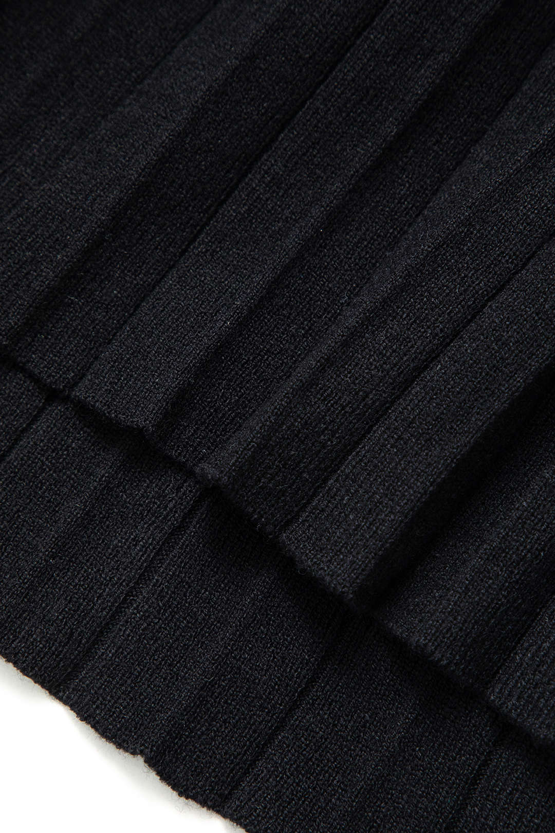 V-Neck Bra Top and Pleated Mini Skirt Set - Y2K Aesthetic Outfit for Trendy Looks V-Neck Bra Top and Pleated Mini Skirt Set - Y2K Aesthetic Outfit for Trendy Looks